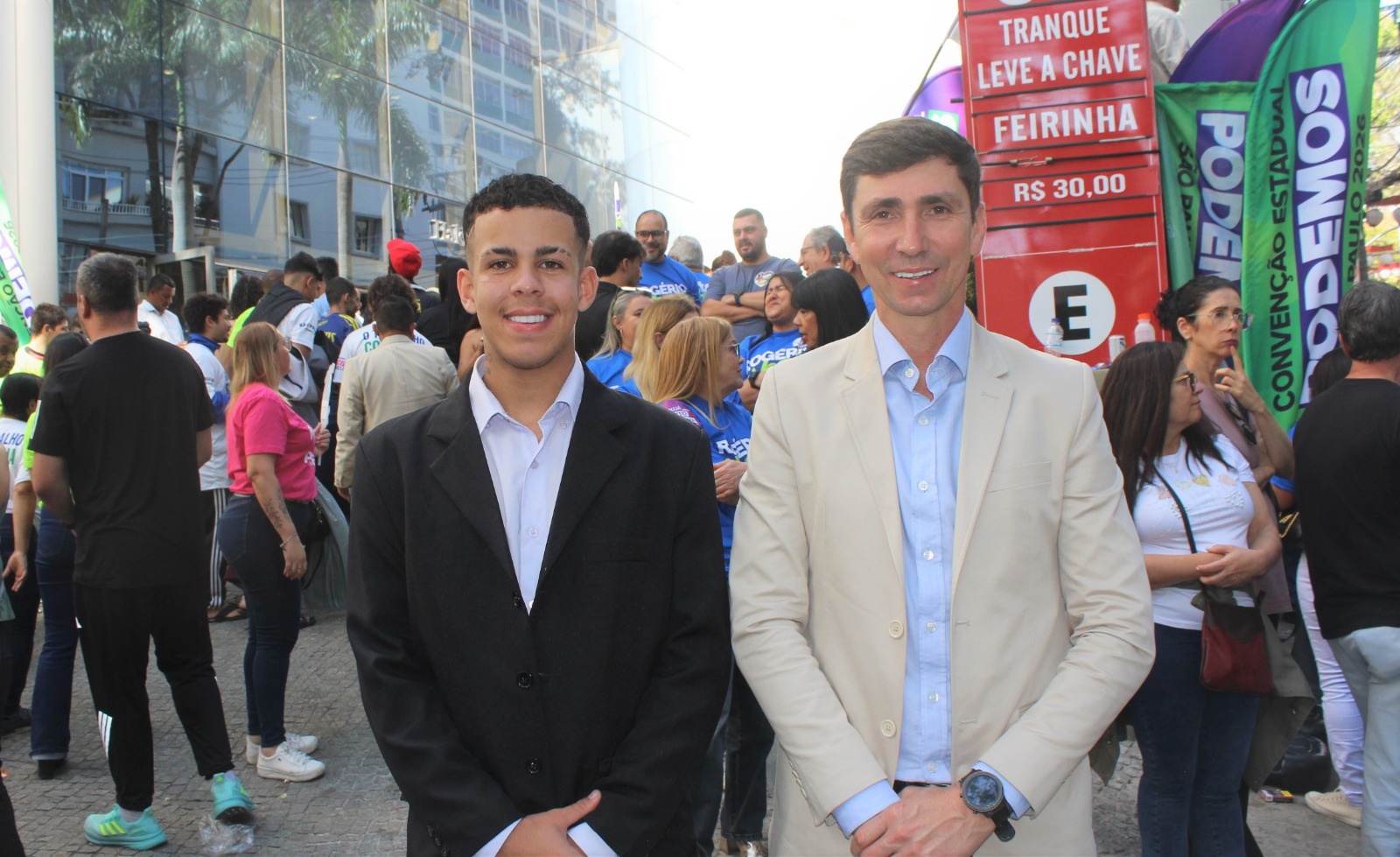 Convenção Estadual do Podemos reúne multidão em SP e oficializa 149 candidaturas