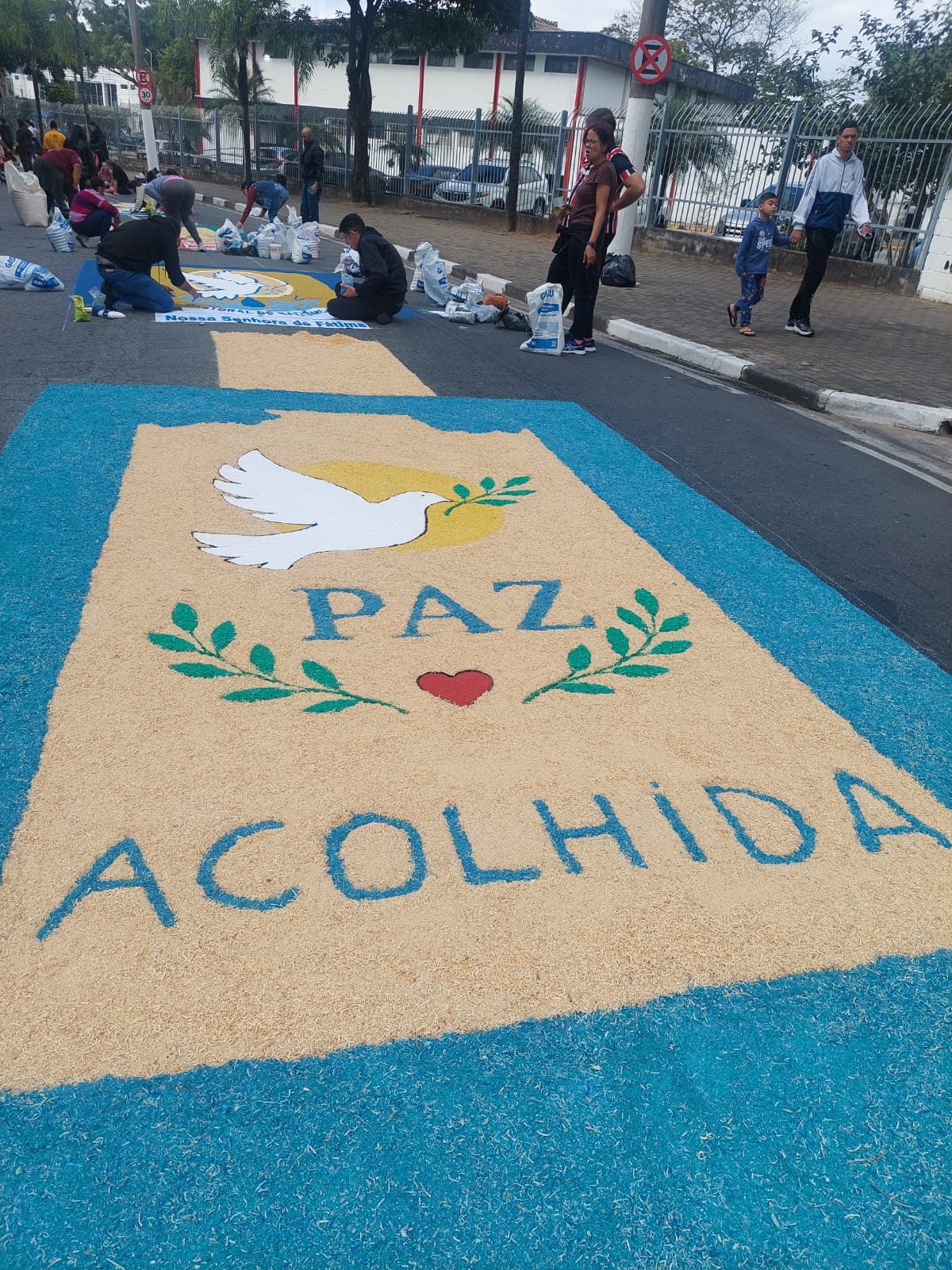 Ruas decoradas para a comemoração do Corpus Christi em Poá