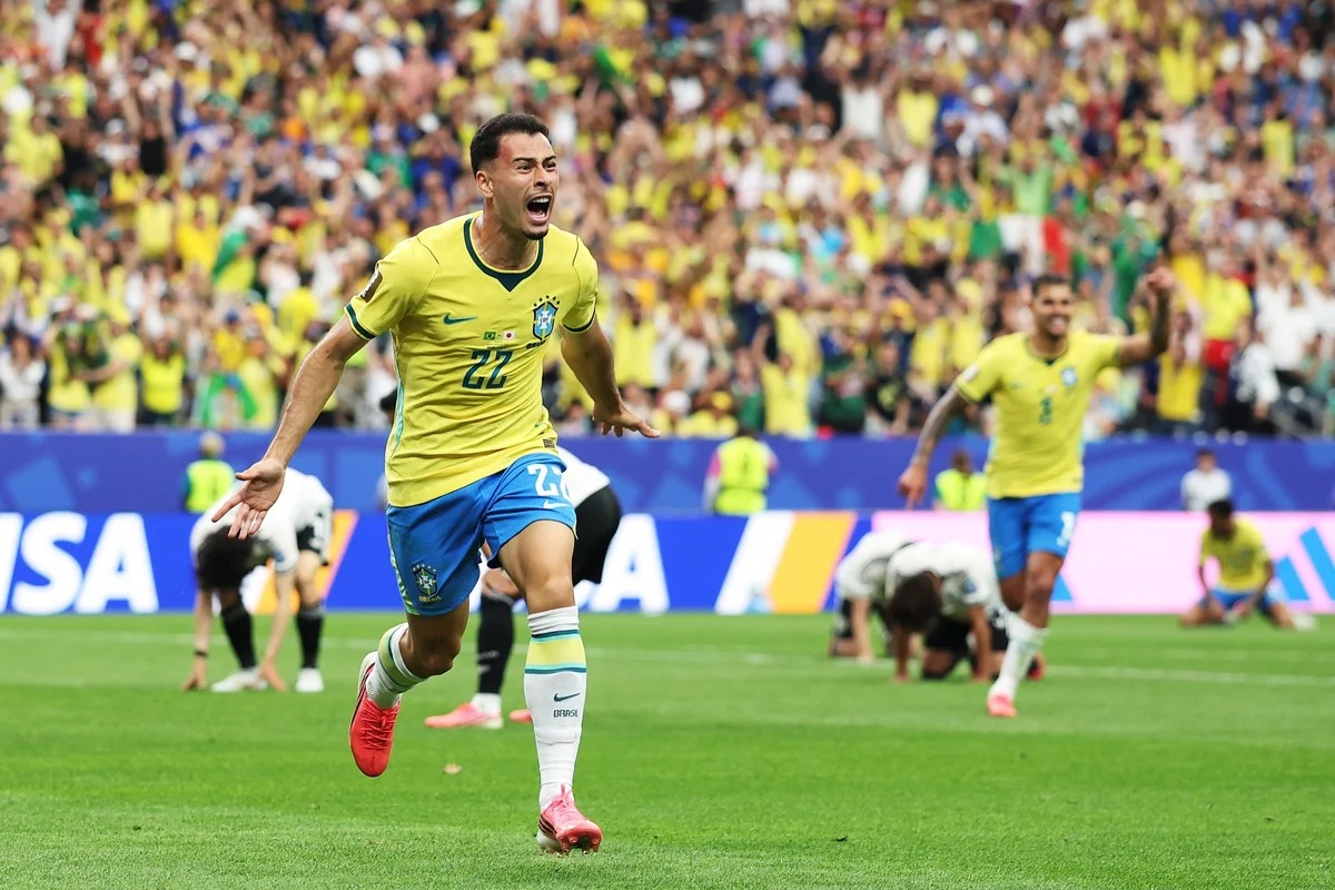 Brasil busca virada heroica sobre o Japão, vence nos acréscimos e garante vaga nas oitavas da Copa do Mundo