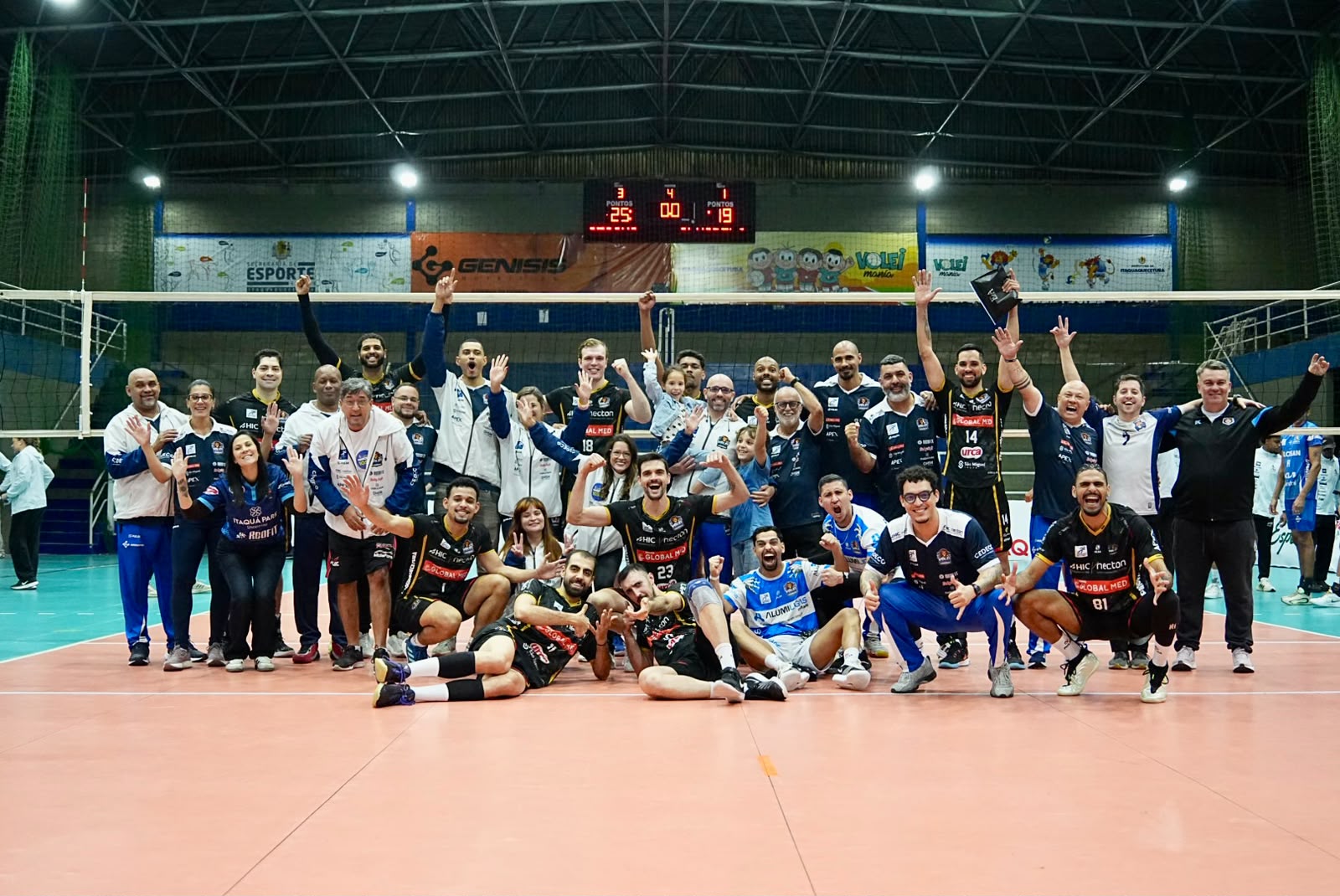 Vôlei Mania Itaquá faz história e recebe Vôlei Renata na semifinal do Paulista nesta quarta (7)
