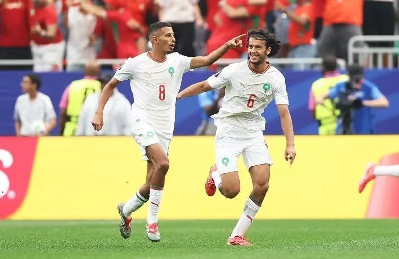 Marrocos domina o Canadá, vence por 3 a 0 e garante a primeira vaga nas quartas de final da Copa do Mundo