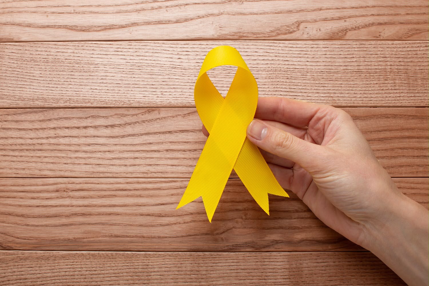 Campanha Setembro Amarelo joga luz ao tema, mas prevenção ao suicídio merece cuidado permanente, alerta especialista