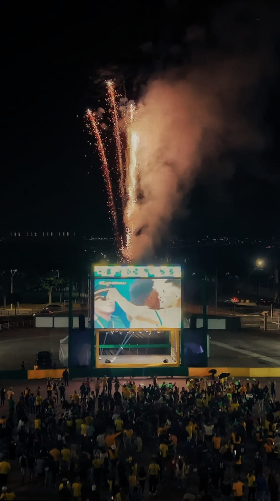Copa Junina Poá reúne 8 mil pessoas e transforma Praça de Eventos em grande arena da torcida brasileira na estreia da Seleção