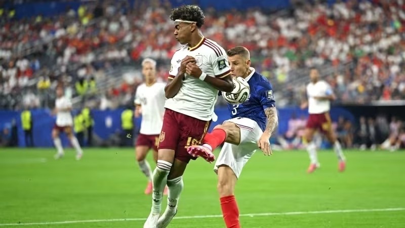 Momento do pênalti em França x Espanha pela semifinal da Copa do Mundo • Divulgação/Fifa
