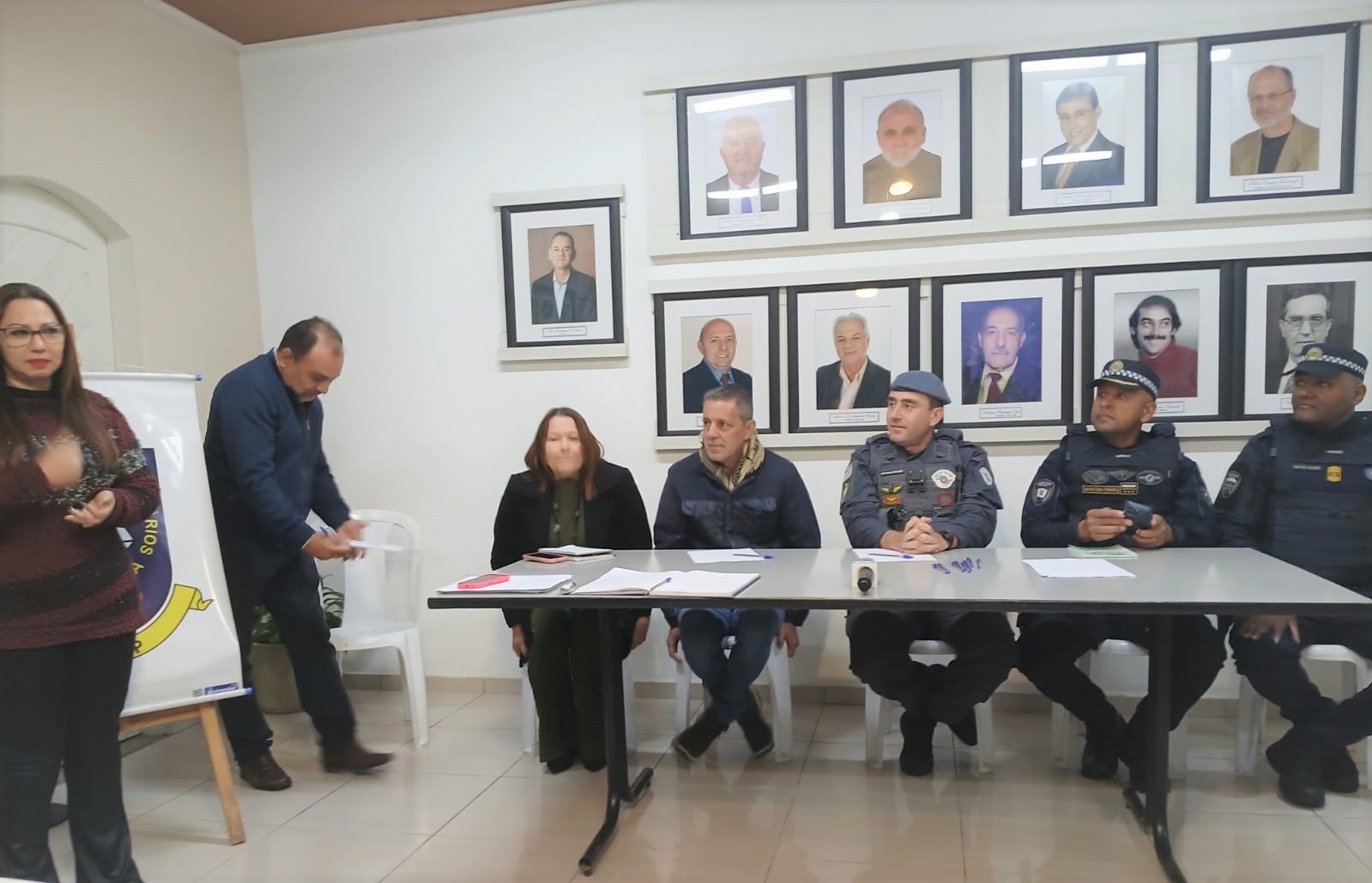 Conseg apresenta novo comandante da Polícia Militar de Poá