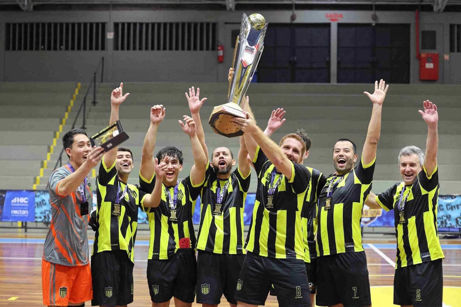 Peñarol é campeão da Libertadores de Futsal em fim de semana de decisões no CCMC